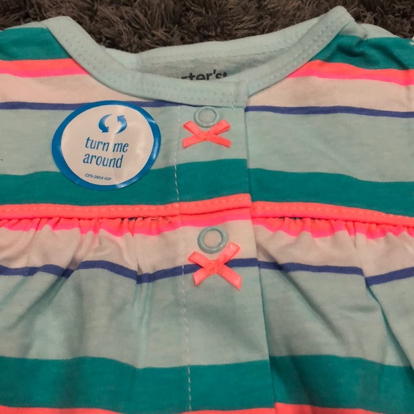 Carters Adorable 1-pc - Picture 3 of 4